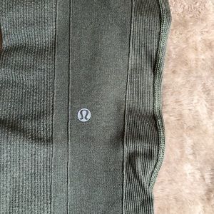 Lulu lemon pants